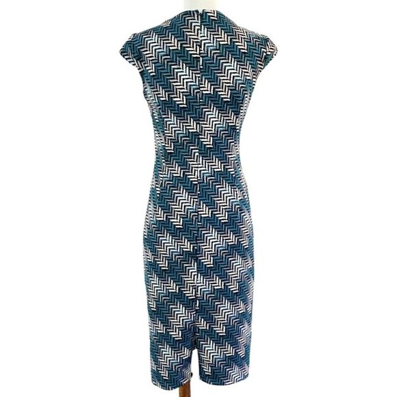 White House Black Market Cap Sleeve V-Neck Cross Bodice Pattern Dress Sz 12 - Picture 4 of 7